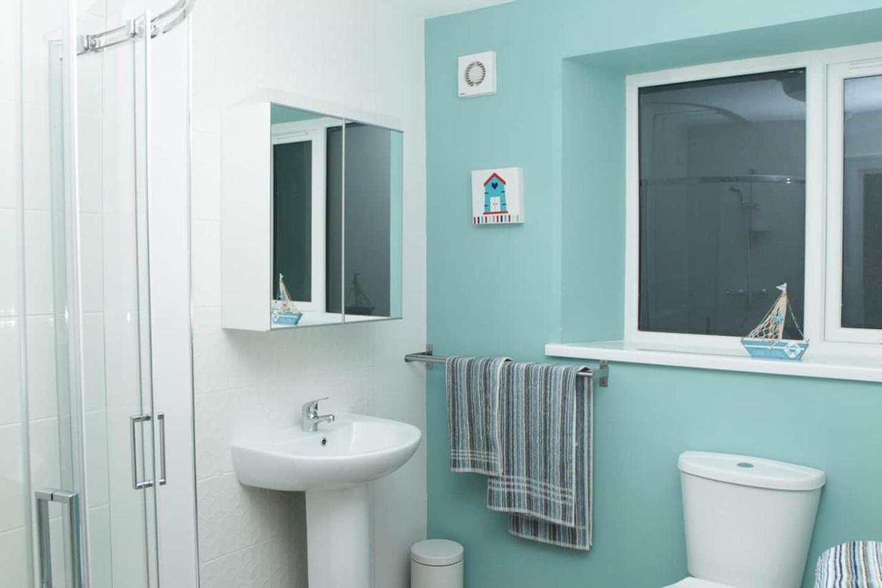 Malin View Apartments Port71 Portrush Ngoại thất bức ảnh